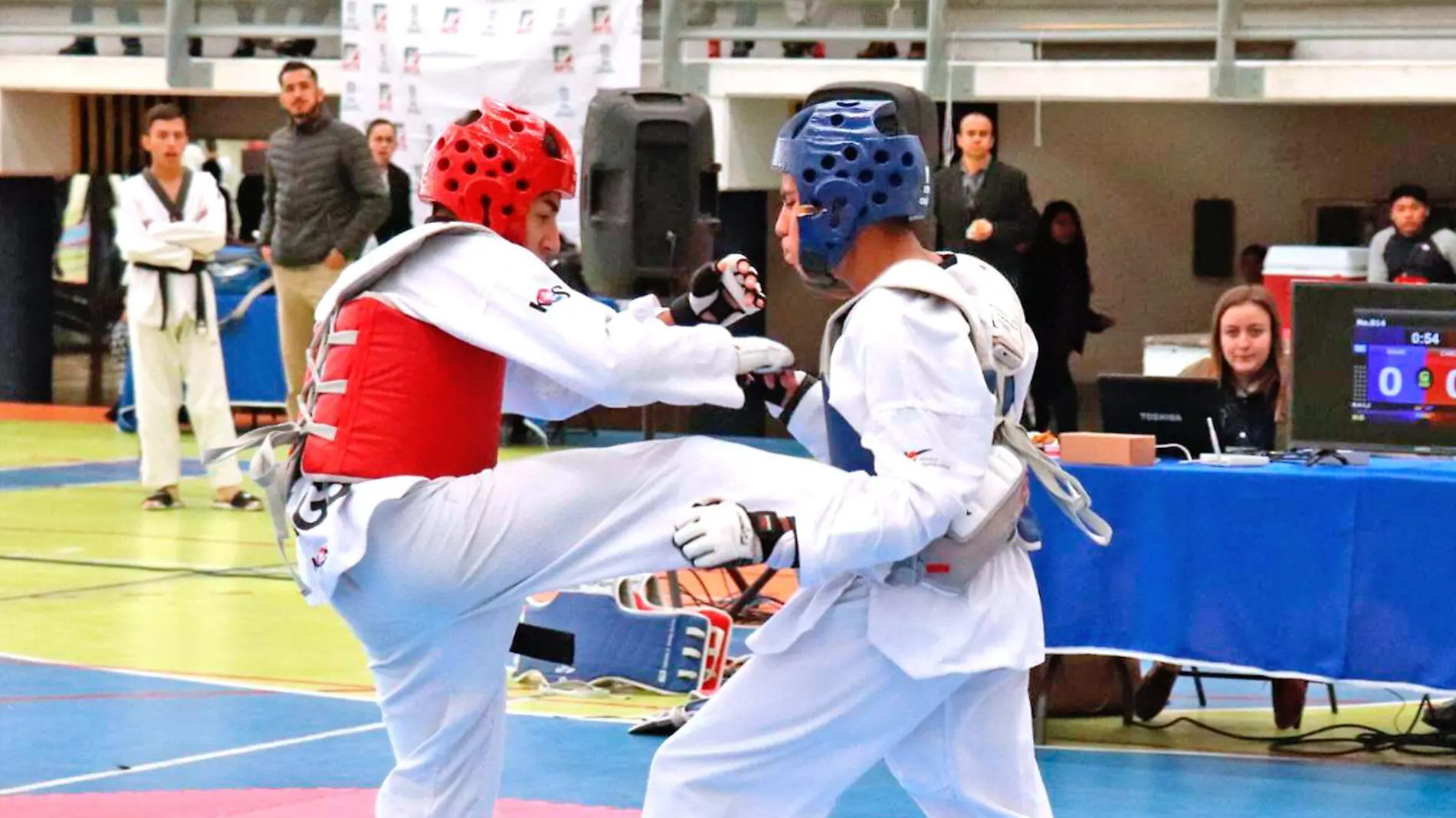 atletas de taekwondo